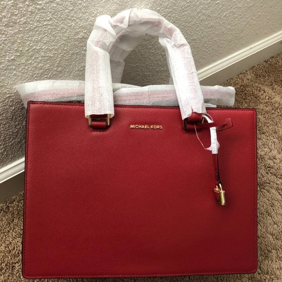 Michael Kors Medium Gusset Satchel - Picture 5 of 8